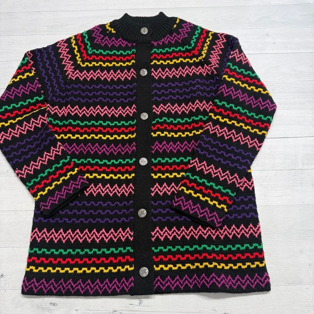 Vintage‎ women's colorful rainbow stripe 100% virgin wool sweater